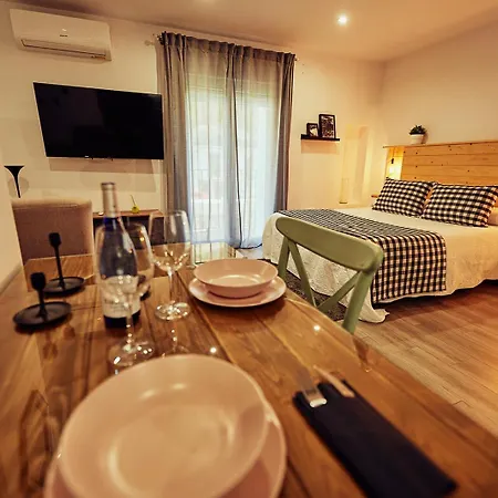 Holiday home Casas Rurales El Tajo Setenil De Las Bodegas